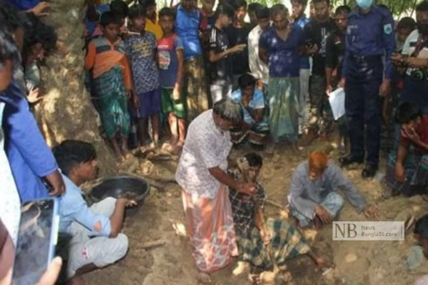 হত্যা সন্দেহে ৫ বছর পর মরদেহ উত্তোলন