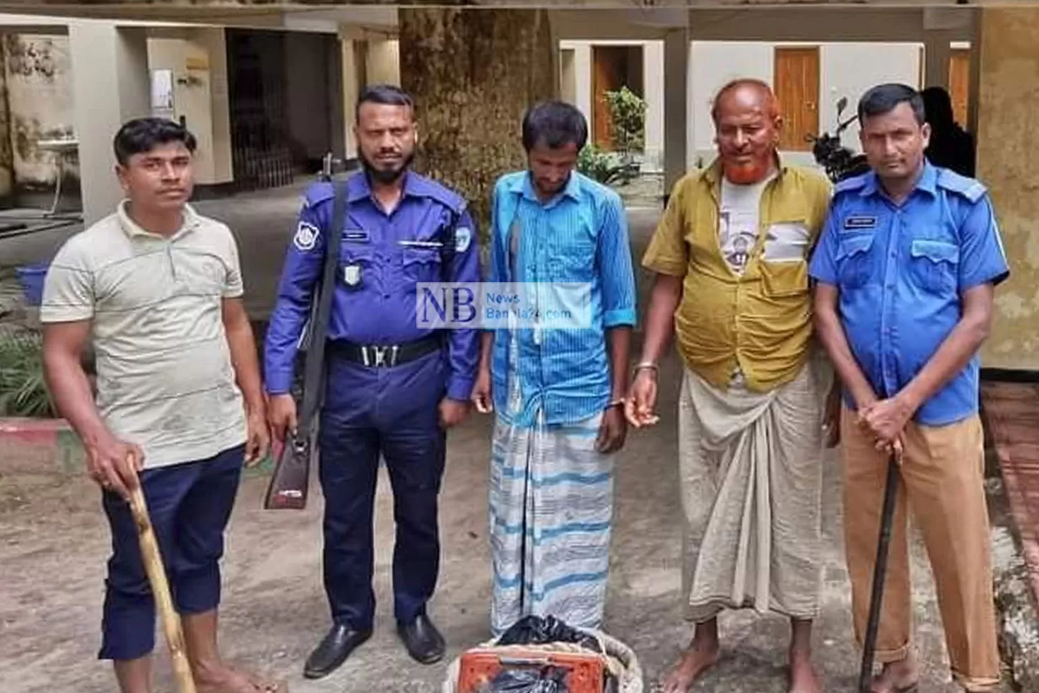 মৃত-মহিষের-মাংস-বিক্রি-কসাই-বাবা-ছেলের-কারাদণ্ড