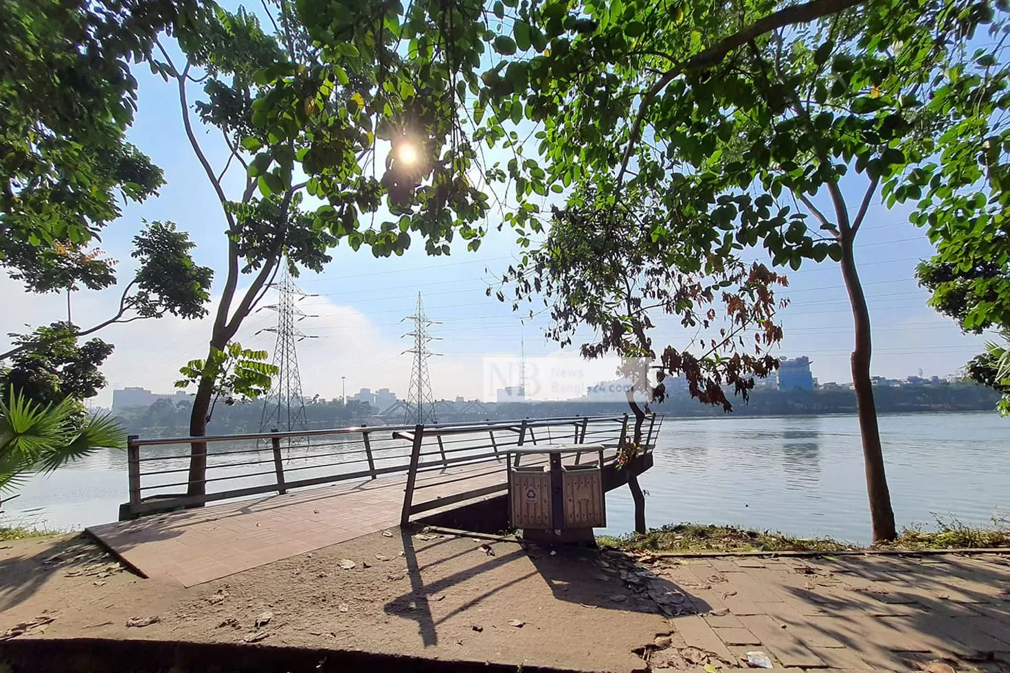 কিরণ ছড়াচ্ছে সূর্য, আসছে শৈত্যপ্রবাহ