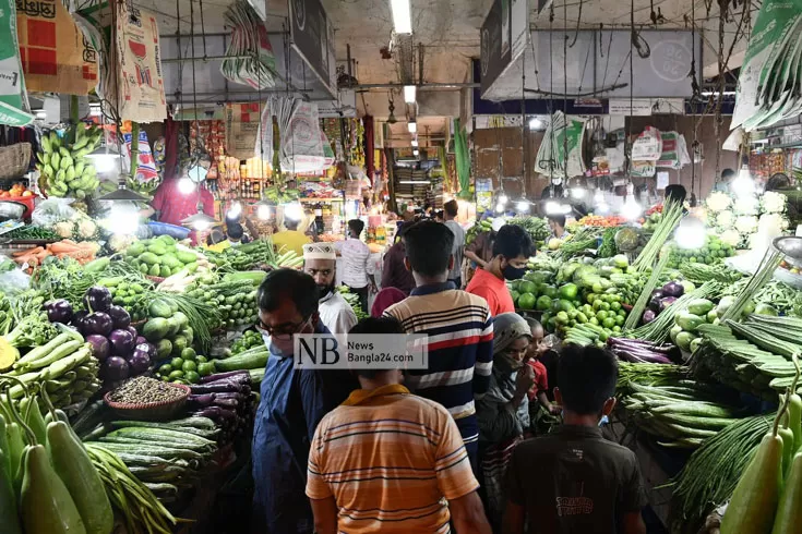 দাম বেড়েছে পেঁয়াজ, ব্রয়লার মুরগির