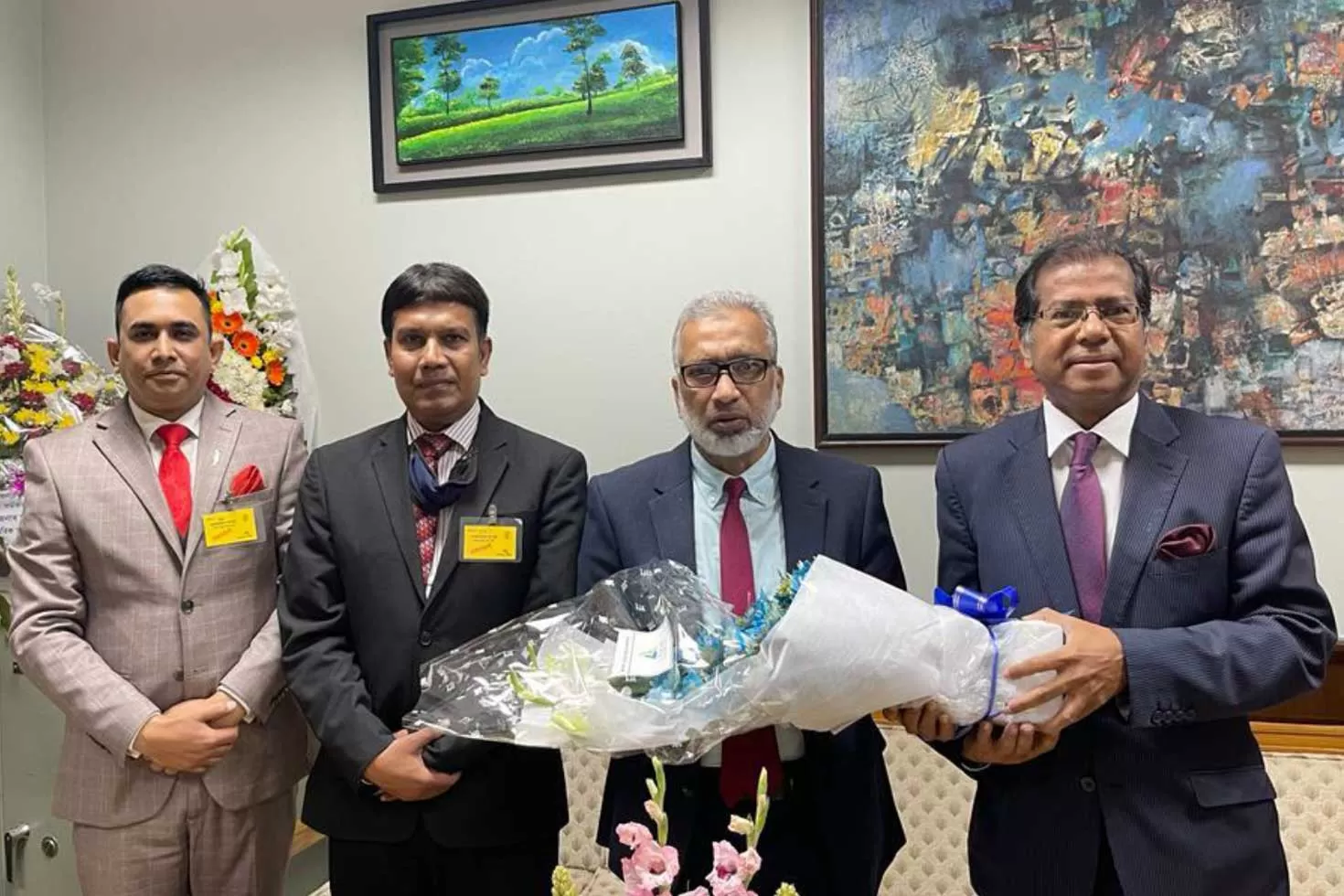 বিএফআইইউ প্রধানের সঙ্গে এলএএফএল সিইওর সাক্ষাৎ