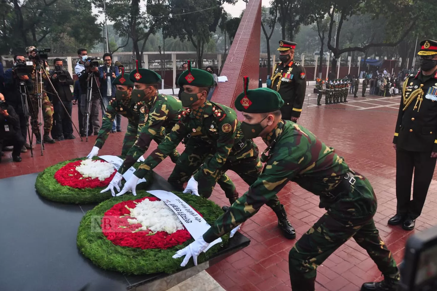 বুদ্ধিজীবী-স্মৃতিসৌধে-রাষ্ট্রপতি-প্রধানমন্ত্রীর-শ্রদ্ধা