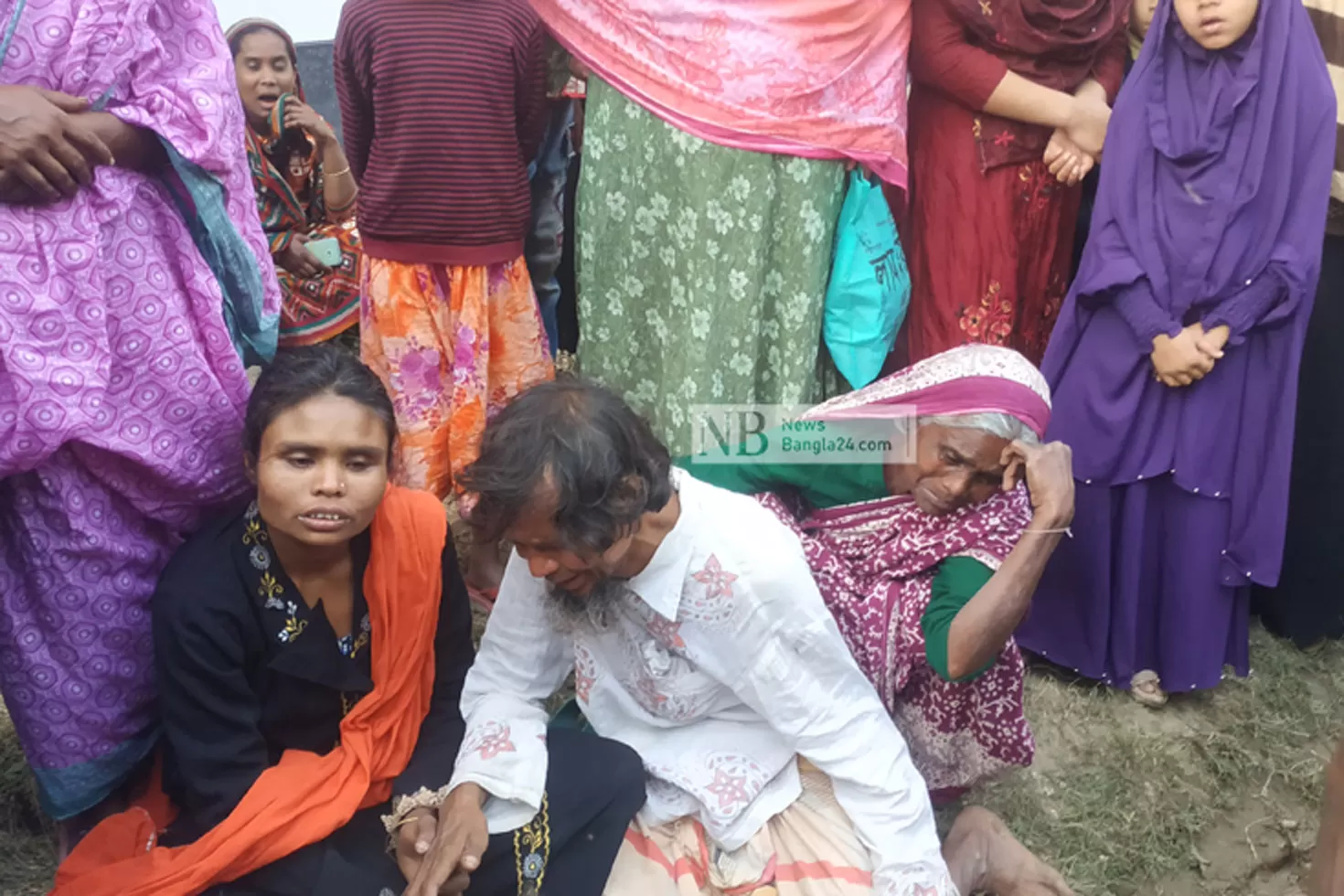 ছোলডার-খোঁজ-পাচ্ছি-না-মনে-হয়-পুড়া-মরা-গেছে-রে