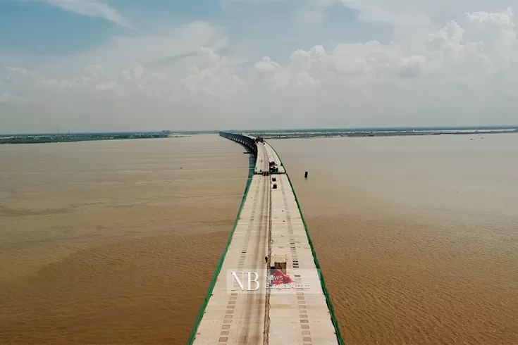 এ পৃথিবী অবাক তাকিয়ে রয়