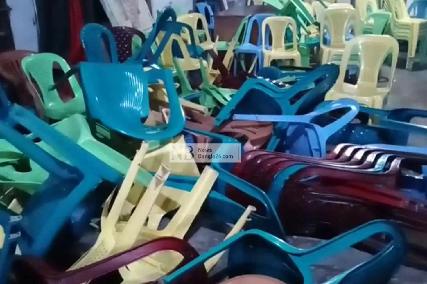 আওয়ামী লীগের দুই গ্রুপের সংঘর্ষে আহত ১০