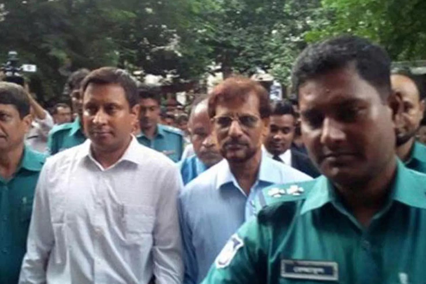 ডিআইজি প্রিজনস পার্থের মামলার যুক্তিতর্ক পেছাল