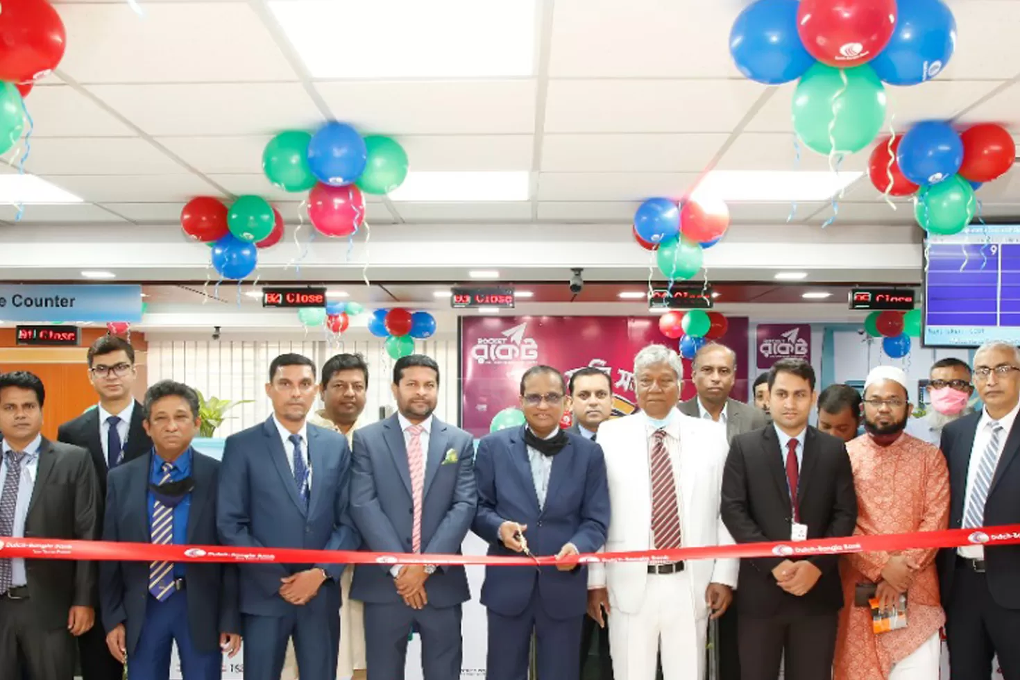 উত্তরায় ডাচ্-বাংলা ব্যাংকের ২২০তম শাখা উদ্বোধন
