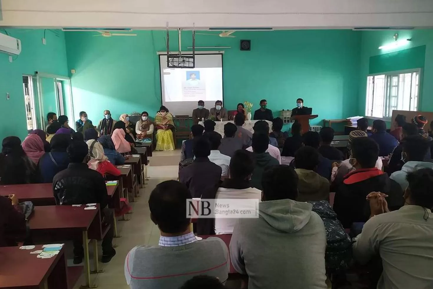 রাবিতে স্নাতক প্রথম বর্ষের ক্লাস শুরু