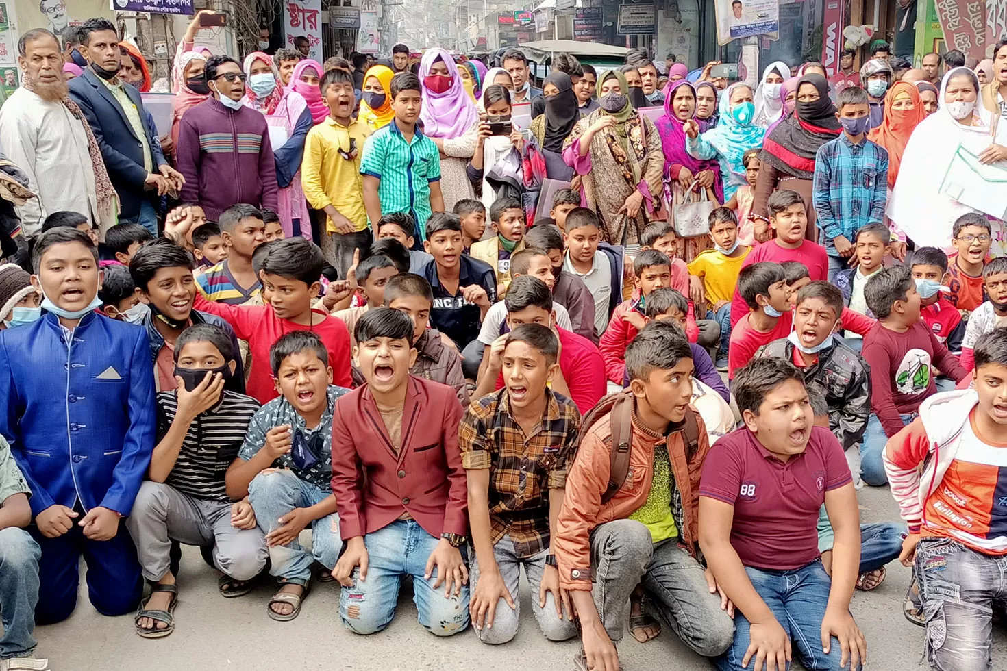 প্রথম-ছাড়া-অন্য-শ্রেণিতে-ভর্তিতে-বয়স-বাধা-নয়