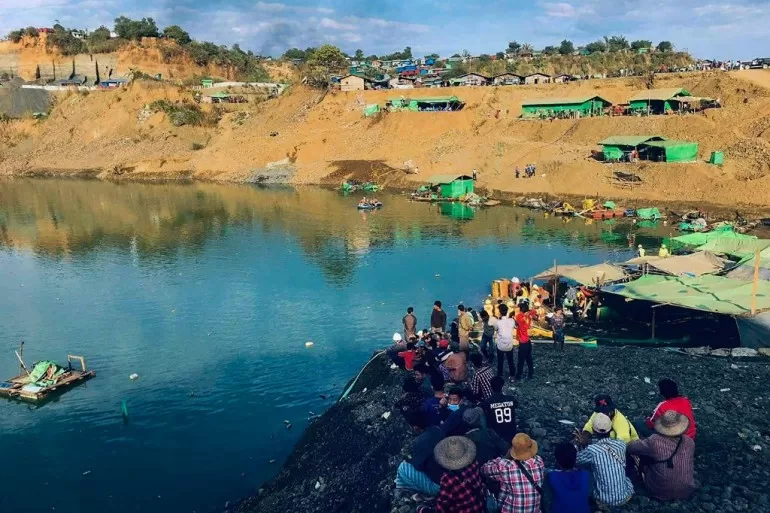 মিয়ানমারে জেড পাথরের খনি ধস, নিখোঁজ অন্তত ৫০