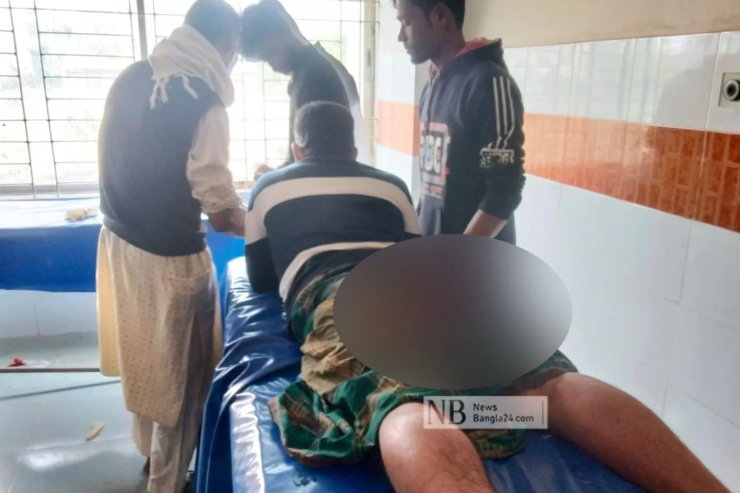 আ.লীগ কর্মীর বিরুদ্ধে স্বতন্ত্র প্রার্থীর দুই কর্মীকে ছুরিকাঘাতের অভিযোগ