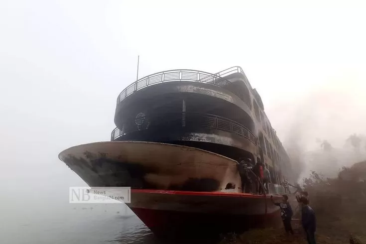 লঞ্চে আগুন: ক্ষতিপূরণ চেয়ে হাইকোর্টে রিট