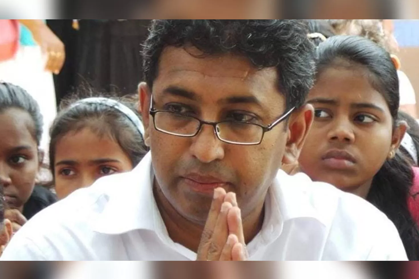 বাংলাদেশের ঋণ নিয়ে লঙ্কান এমপির দুঃখের টুইট
