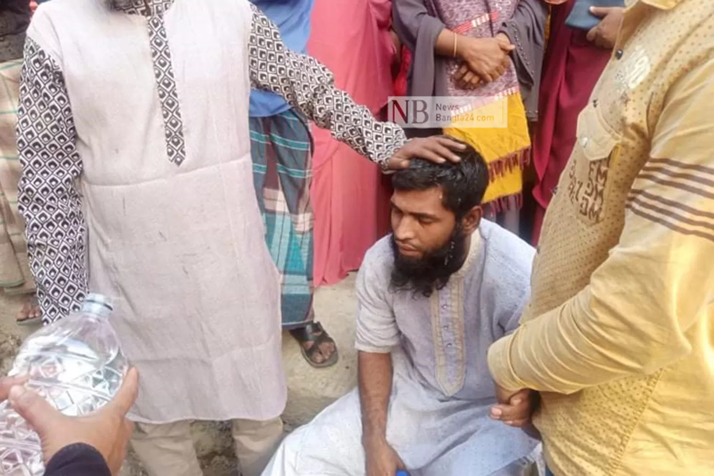 ৩-মেয়েকে-হারিয়ে-কলিজা-ছিঁড়ে-যাচ্ছে-ফরিদের