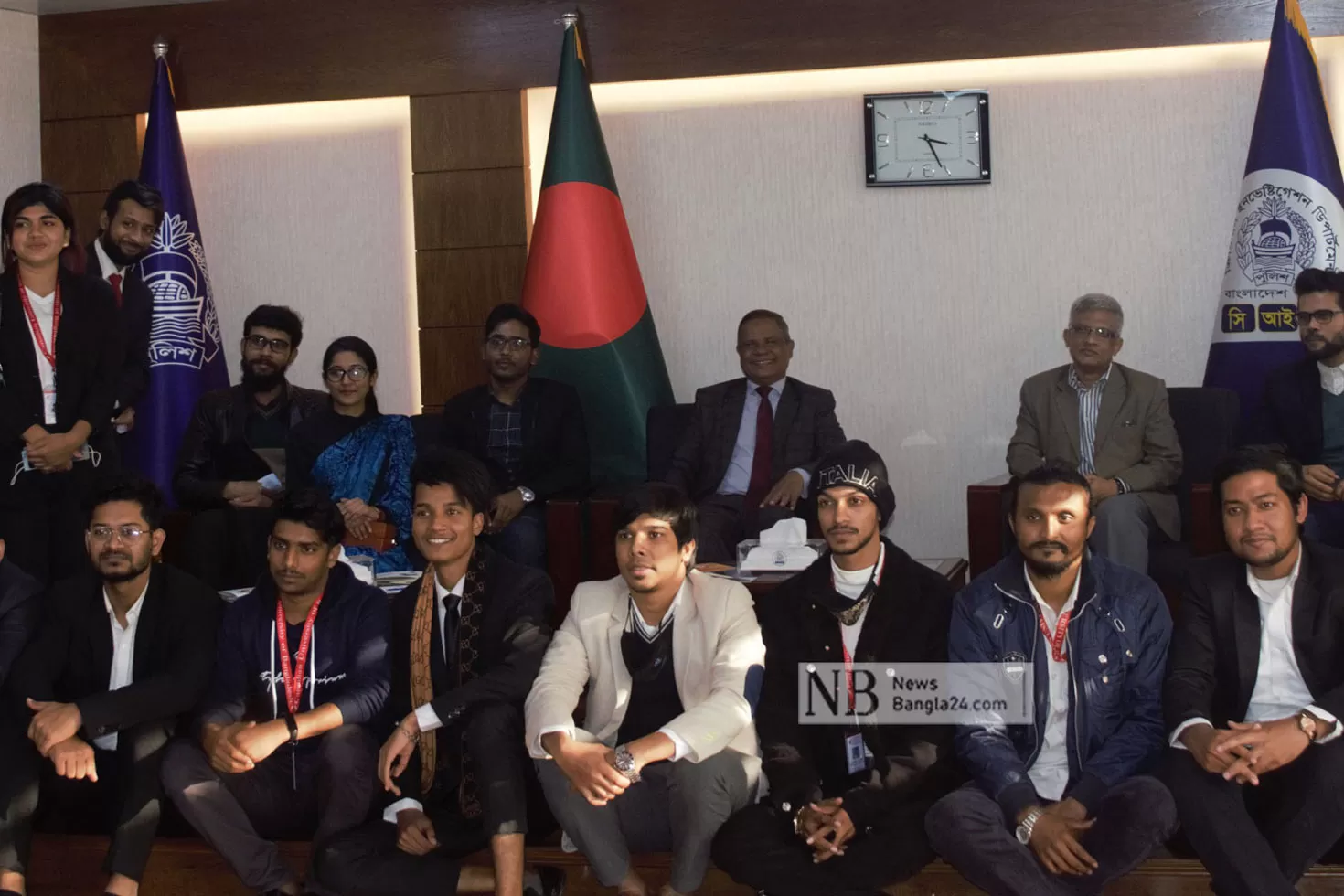 সিআইডির-দপ্তর-পরিদর্শন-সিইউবির-আইনের-শিক্ষক-শিক্ষার্থীদের