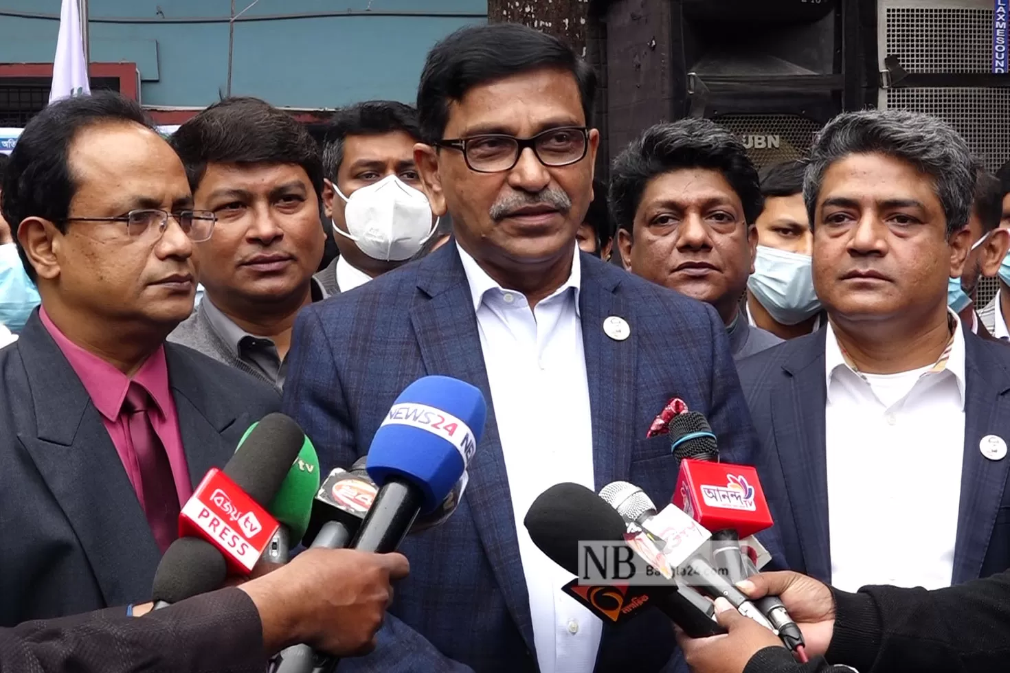 ‌‘খালেদা মুক্ত ছিলেন, করোনাও ছিল না, আন্দোলন করতে পেরেছেন?’