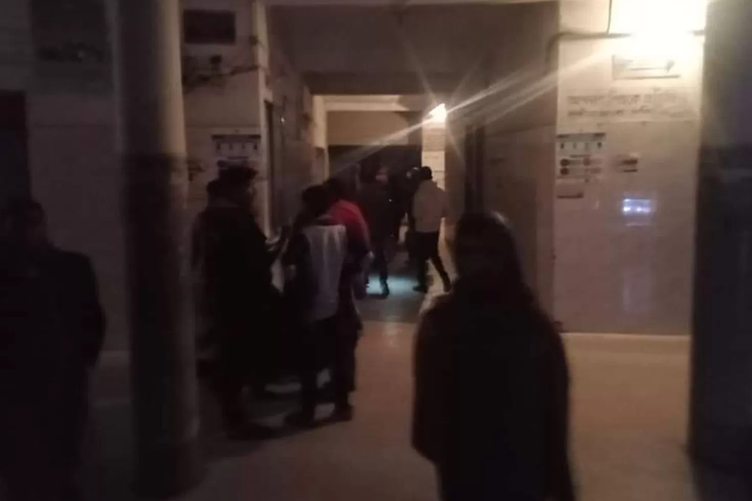 হাসপাতালে বৈদ্যুতিক ট্রান্সফরমার বিস্ফোরণ, আতঙ্ক