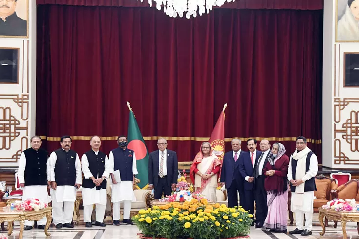 শেখ হাসিনার নেতৃত্বে বঙ্গভবনে আওয়ামী লীগ