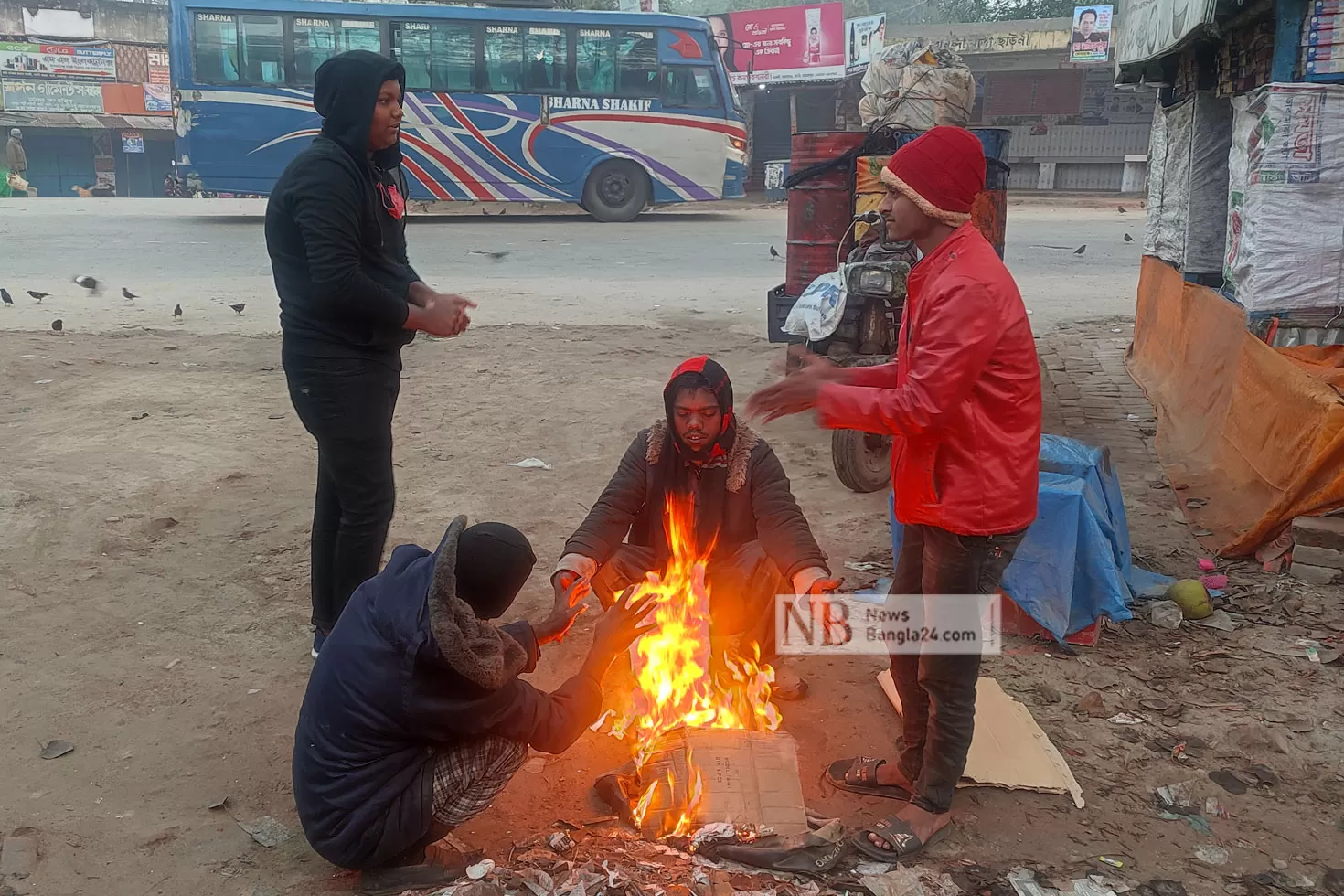 শীতের তীব্রতা বেড়েছে মেহেরপুরে 