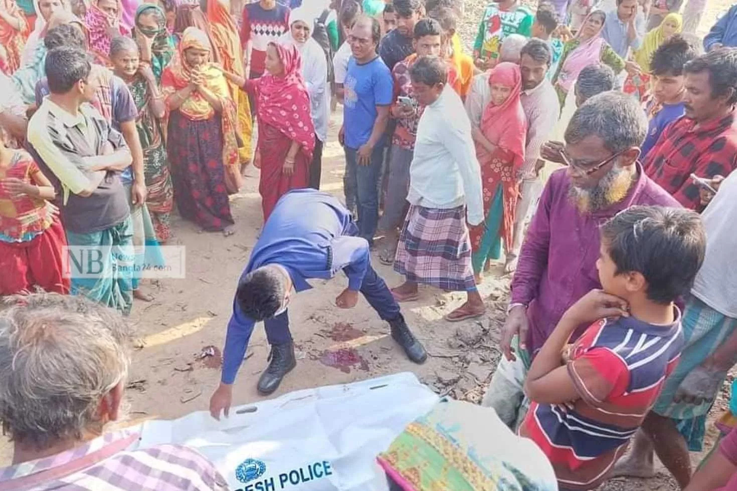 ট্রাকচাপায় গেল স্কুলছাত্রের প্রাণ