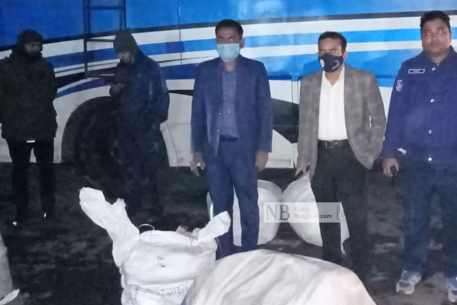 বাসে জাটকা, ৬ জনকে জরিমানা