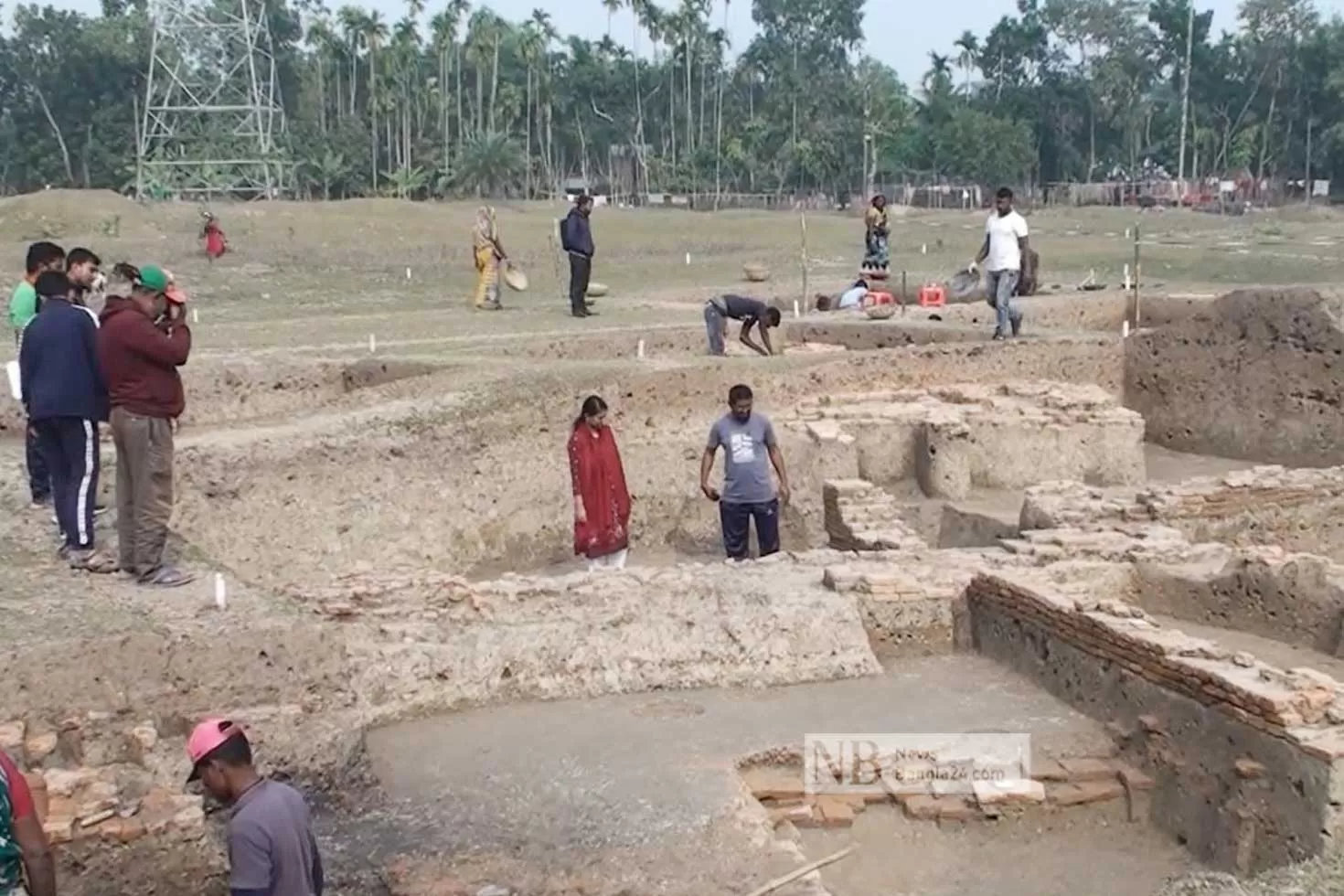 খানজাহানের ভিটা খননে সুলতানি আমলের নিদর্শন