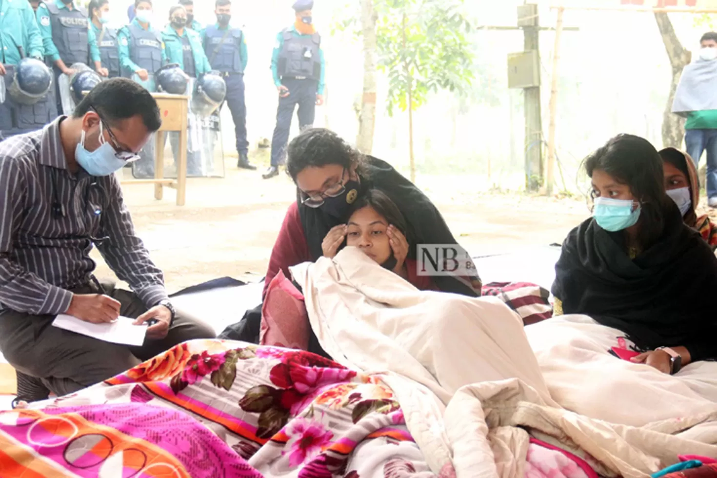 ‘আমি হাসপাতালে যাব না, অনশন করব’