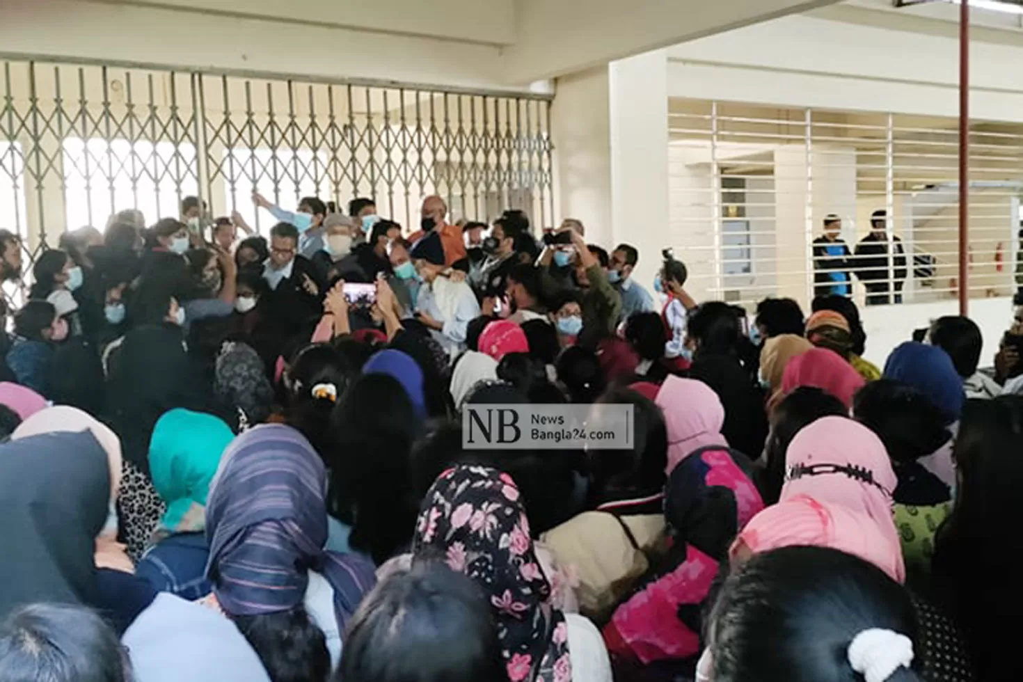 শাবি-শিক্ষার্থীদের-সঙ্গে-বৈঠকে-শিক্ষামন্ত্রী-