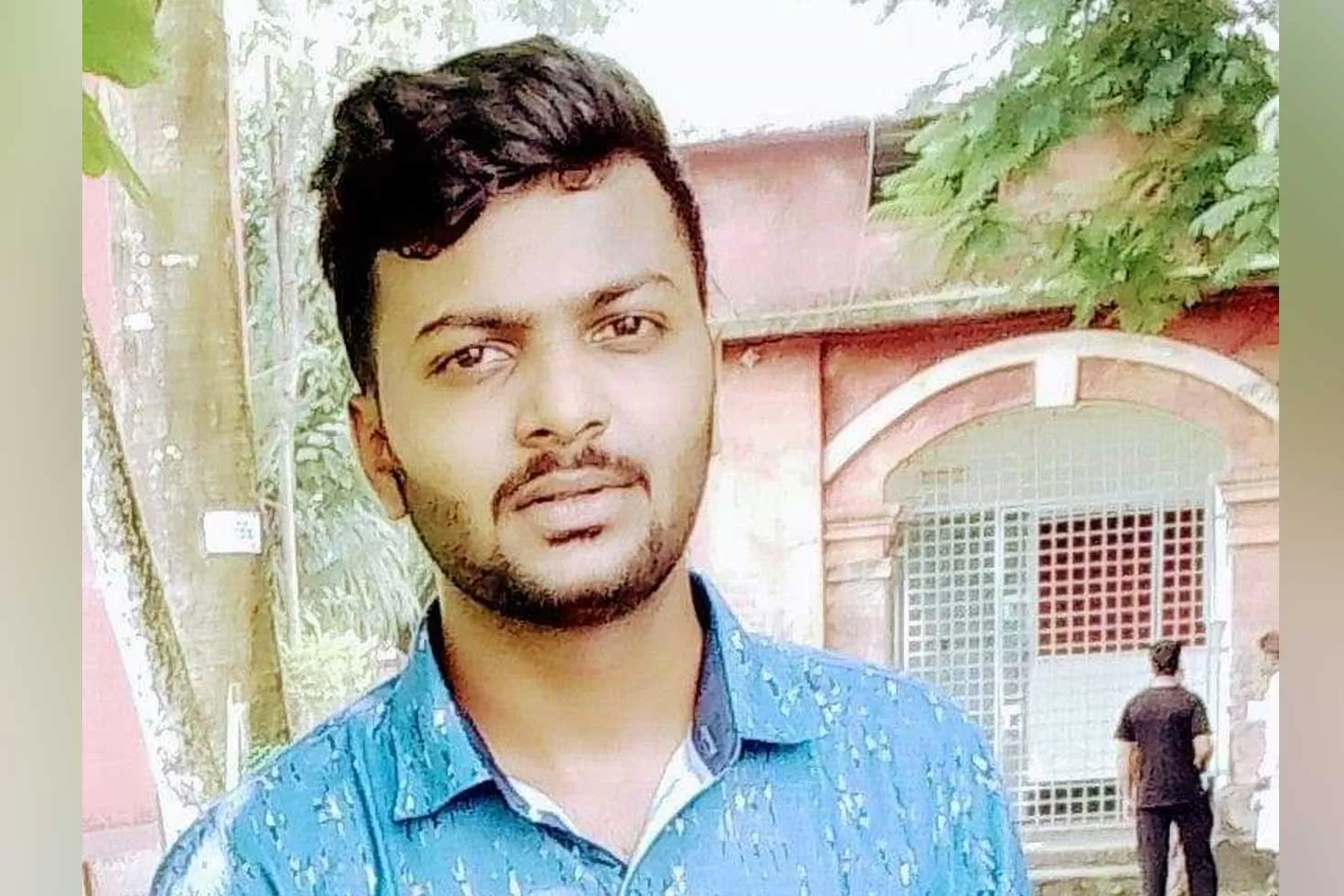বিএম-ক‌লেজের-ছাত্রী‌কে-হাতেম-আলীর-ছাত্রের-মারধর