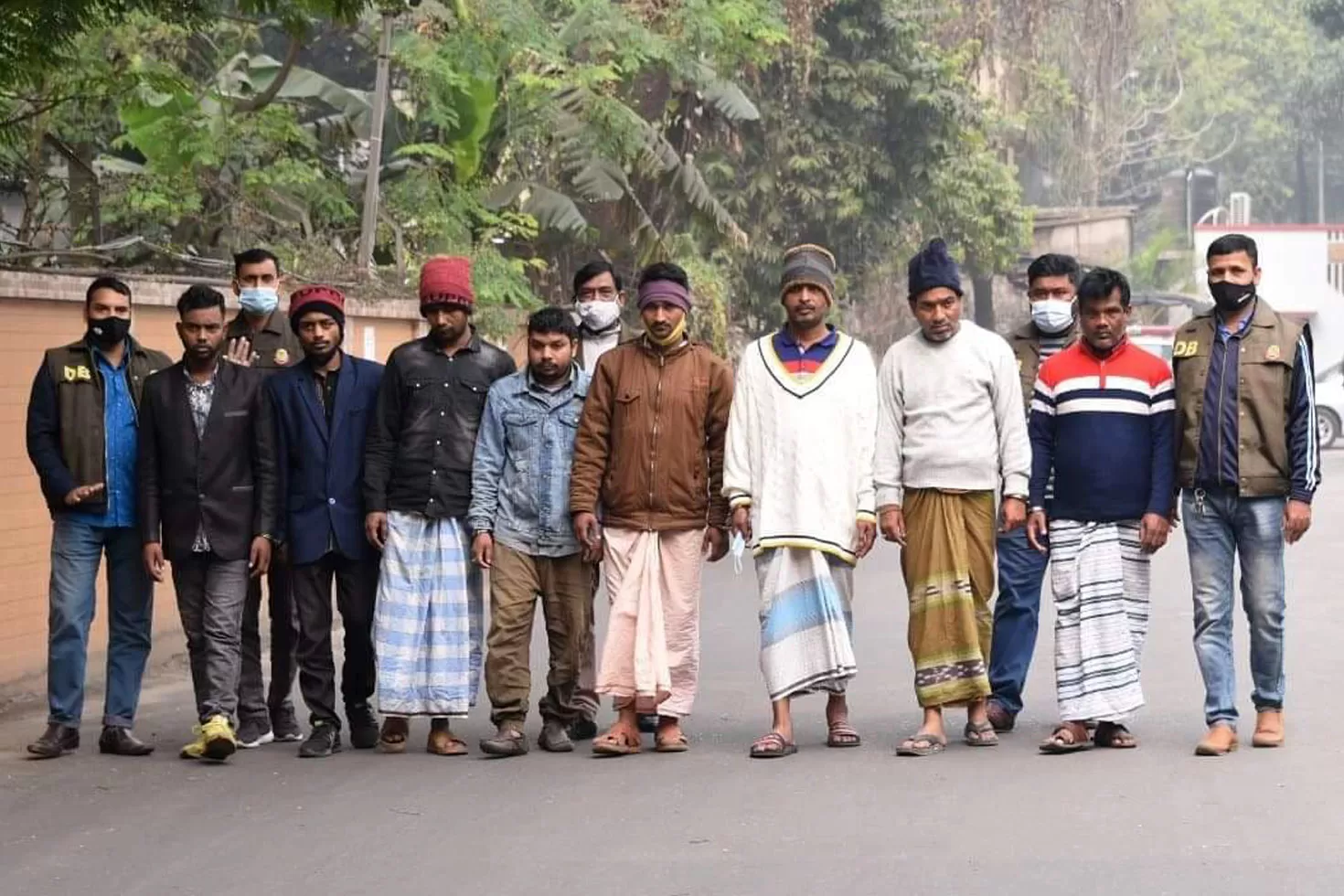 ডাকাতির মামলা না নিলে ব্যবস্থা