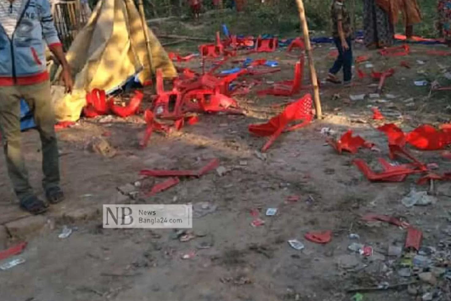 ভোটের-ফল-শুনেই-কেন্দ্রে-হামলা-পোলিং-কর্মকর্তা-আহত