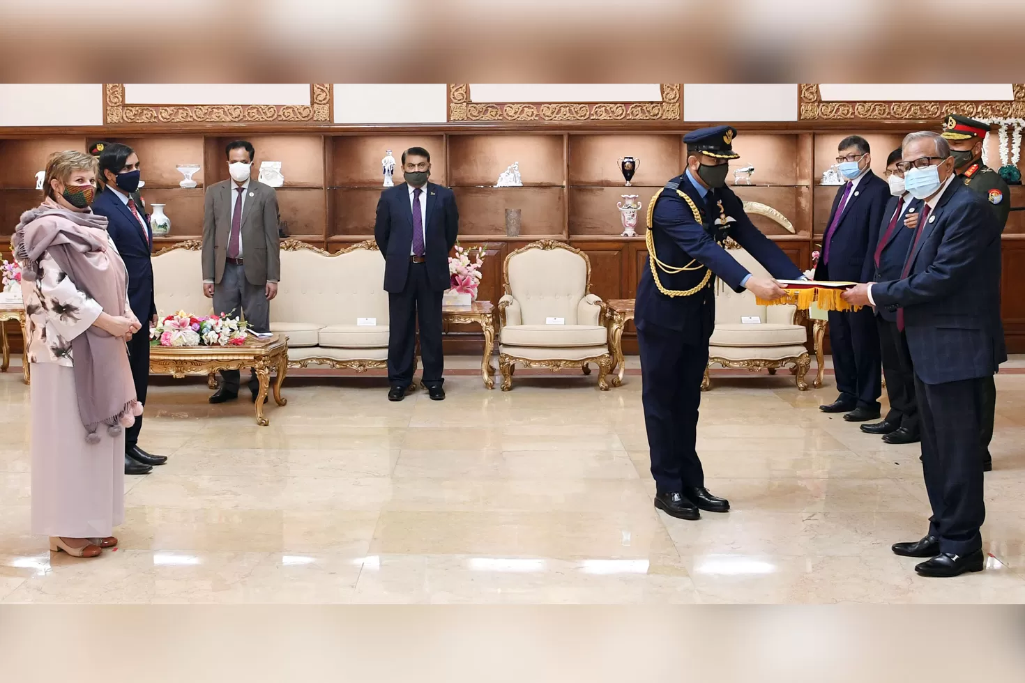 রোহিঙ্গা-প্রত্যাবাসনে-কানাডাকে-পাশে-চান-রাষ্ট্রপতি