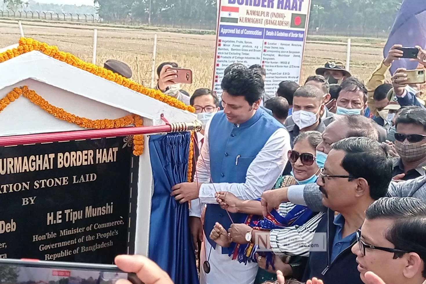 বর্ডার হাট দুই দেশের মেলবন্ধন: বাণিজ্যমন্ত্রী