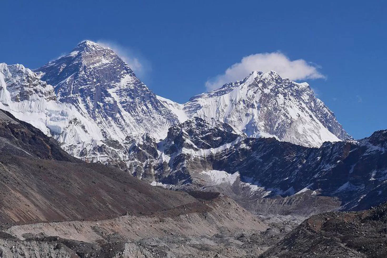 এভারেস্টের ২ সহস্রাব্দের বরফ গলেছে ২৫ বছরে