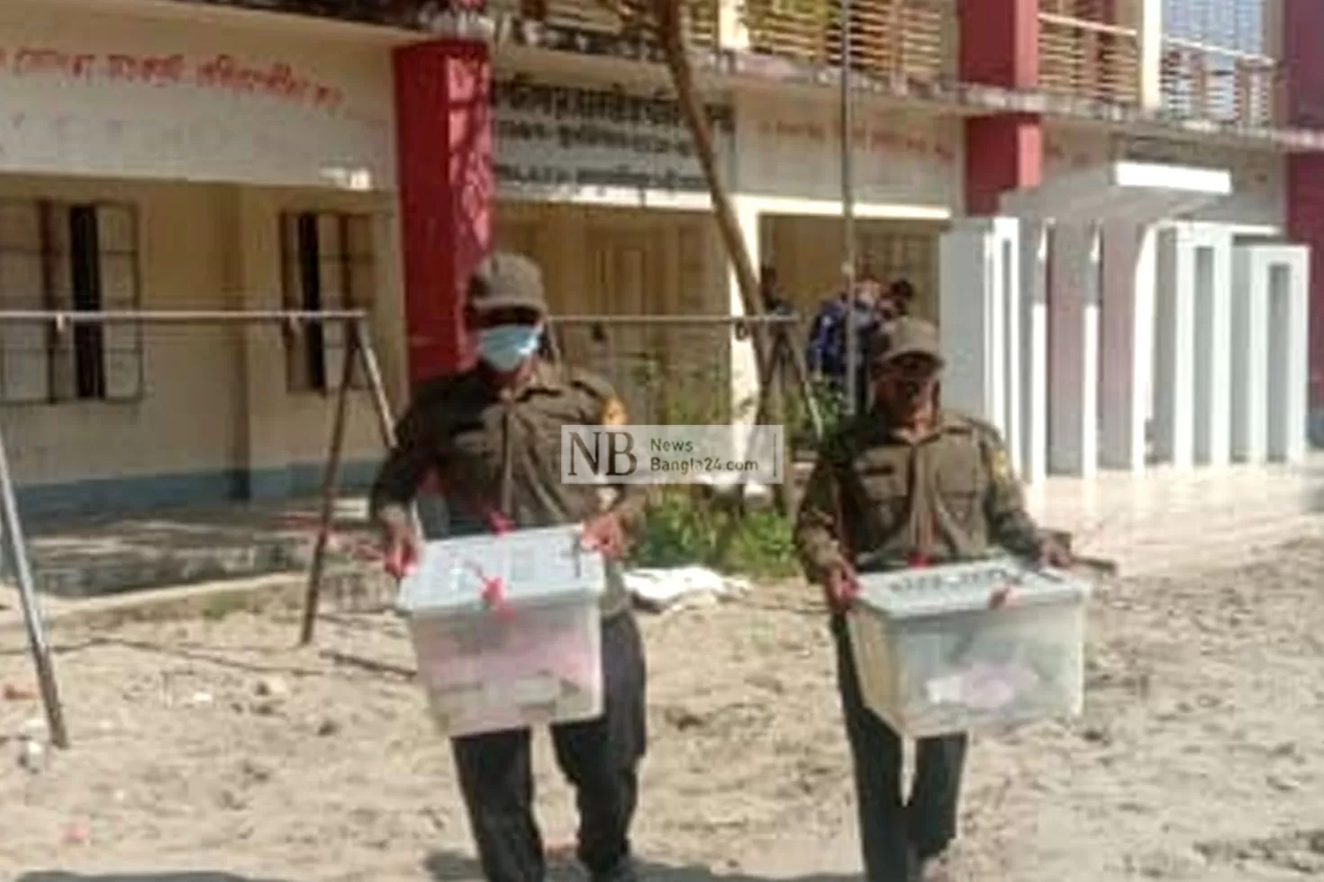সাতকানিয়ায় দুই কেন্দ্রে ভোট স্থগিত
