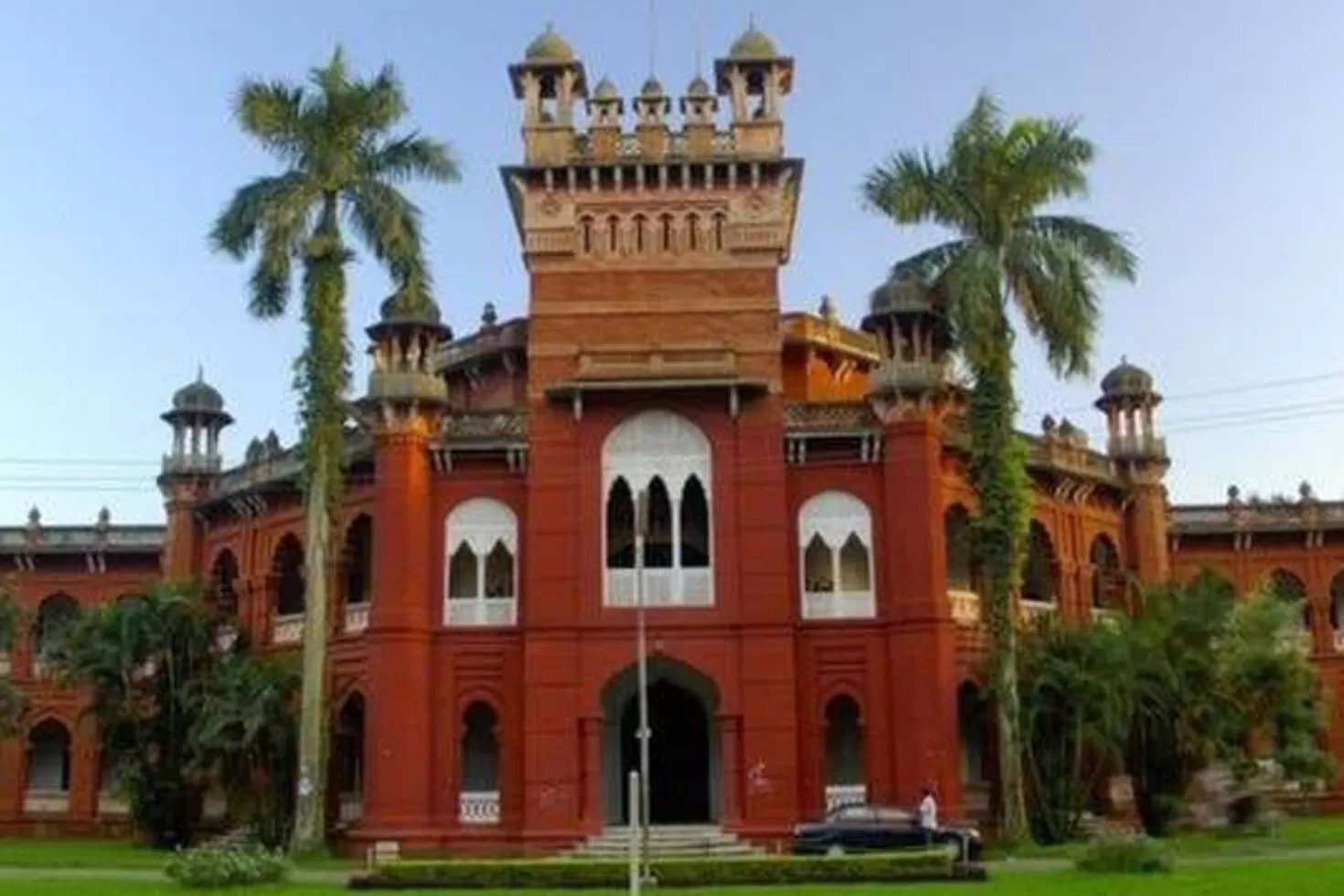 ঢাবিতে-আসন-আরও-কমানোর-সুপারিশ-ভর্তি-কমিটির