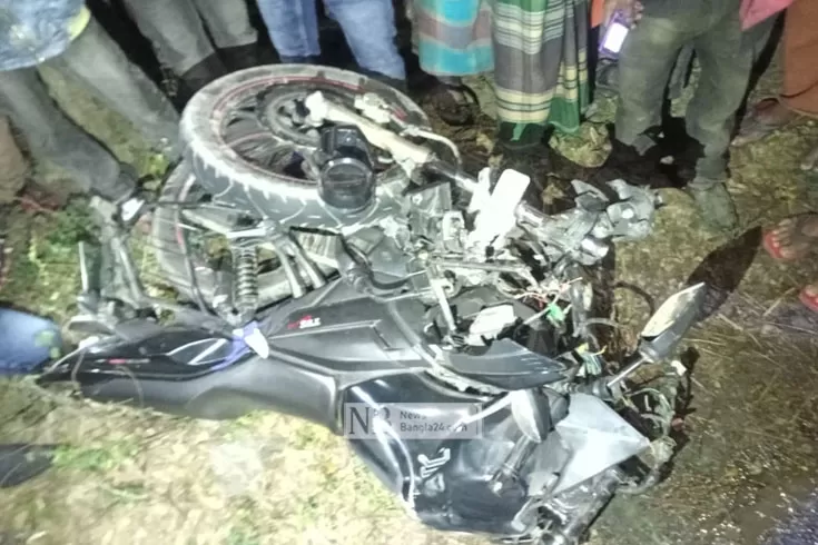 আলমসাধু-মোটরসাইকেল-সংঘর্ষে-২-চালক-নিহত