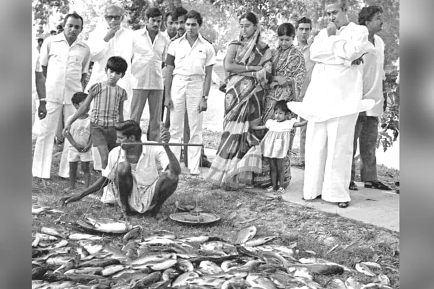 উত্তরা গণভবনে মন্ত্রিপরিষদের বৈঠক চায় নাটোরবাসী
