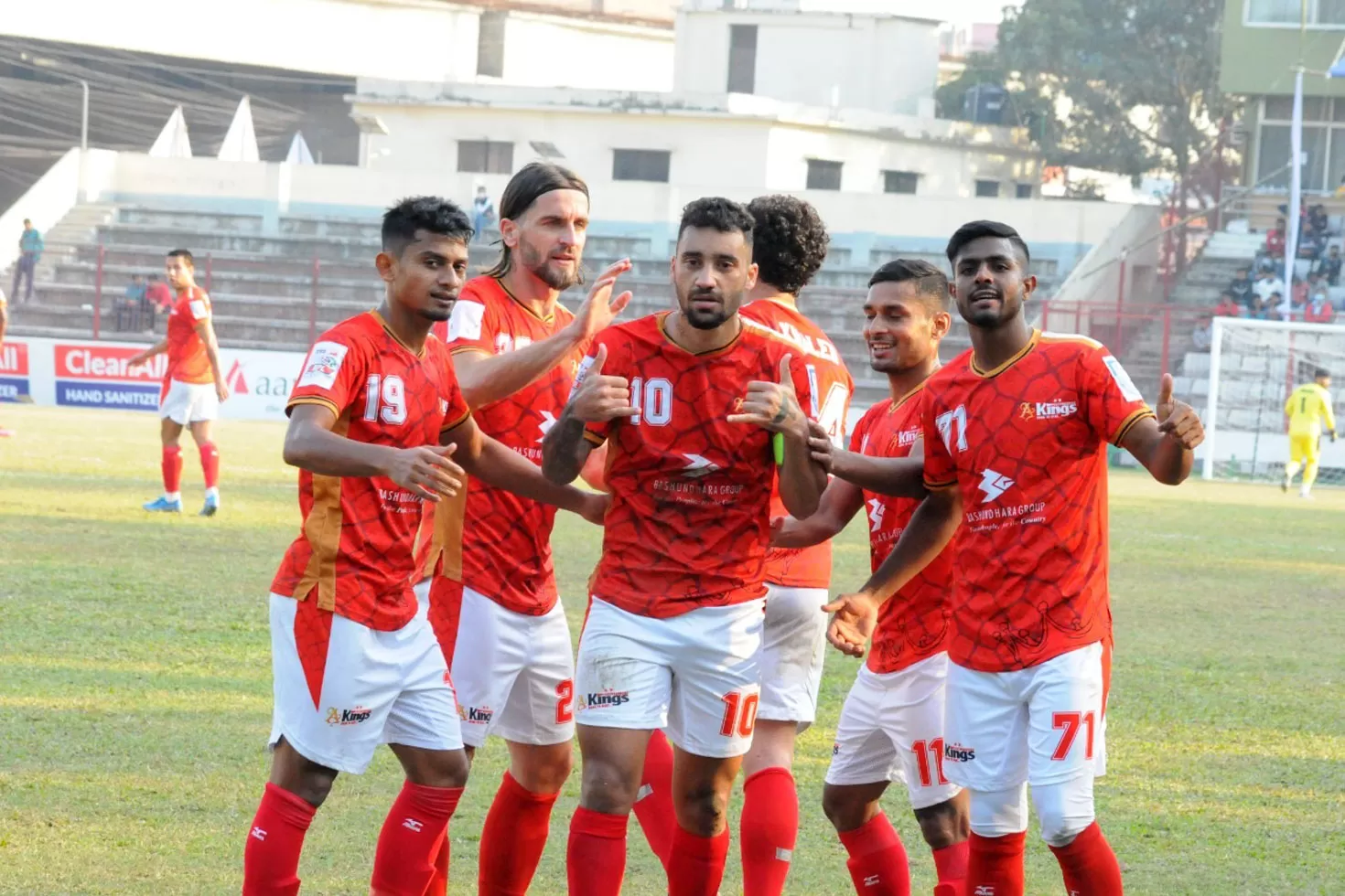 রবিনিয়োর-দৃষ্টিনন্দন-গোলে-দ্বিতীয়-জয়-কিংসের