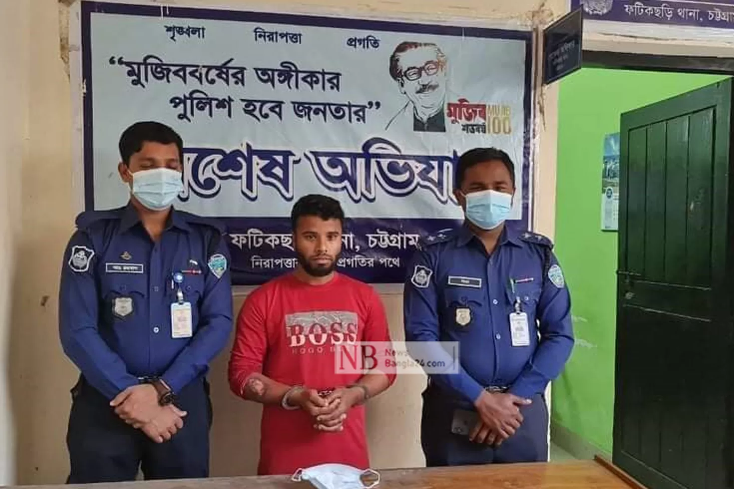 স্কুলছাত্রীদের-চাপা-দেয়া-চাঁদের-গাড়ির-চালক-গ্রেপ্তার