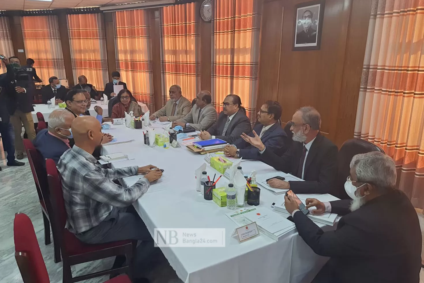 বিশিষ্টজনদের-সঙ্গে-সার্চ-কমিটির-চতুর্থ-বৈঠক-
