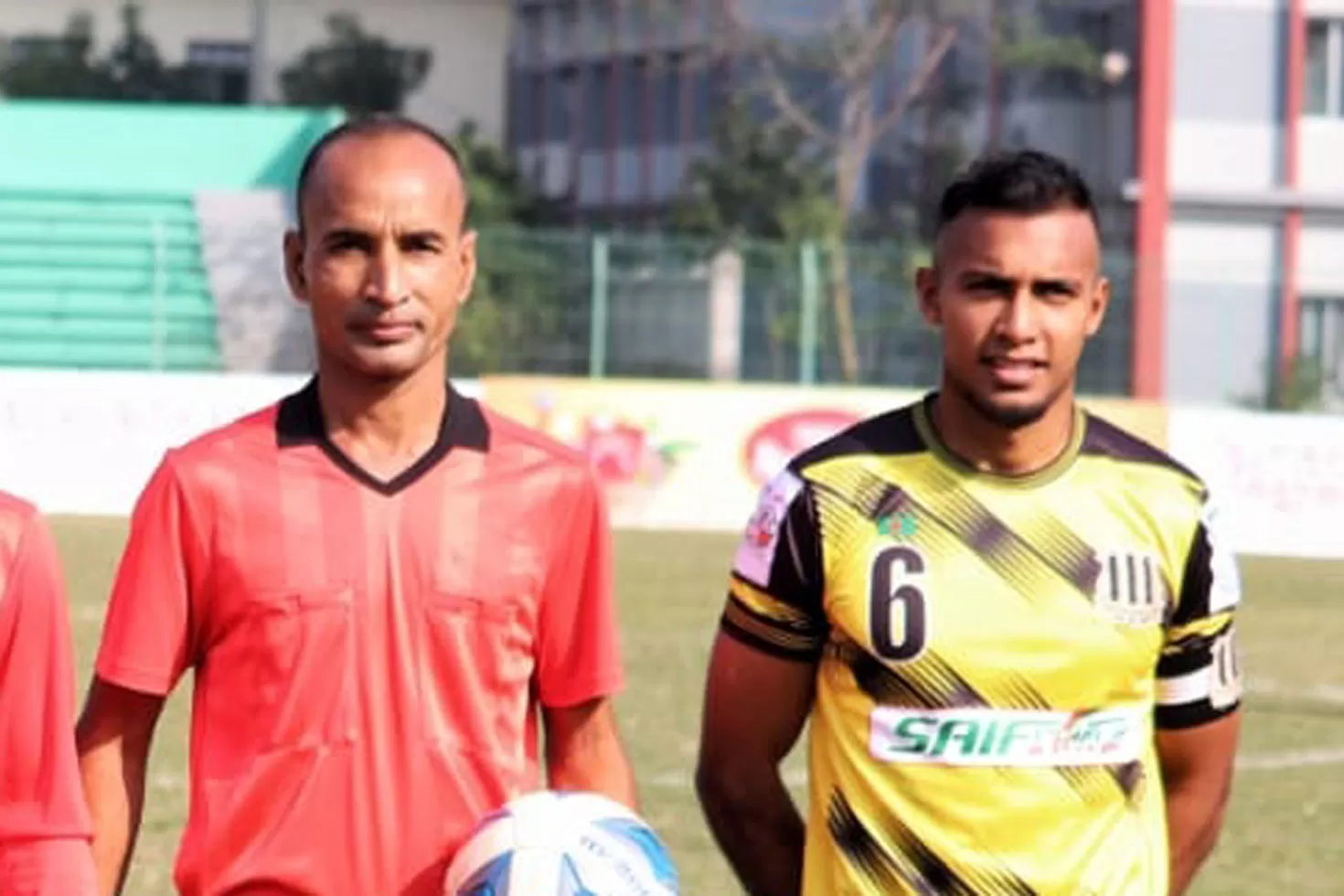 জামালের-লাথির-প্রমাণ-মেলেনি-সাসপেন্ড-রেফারি