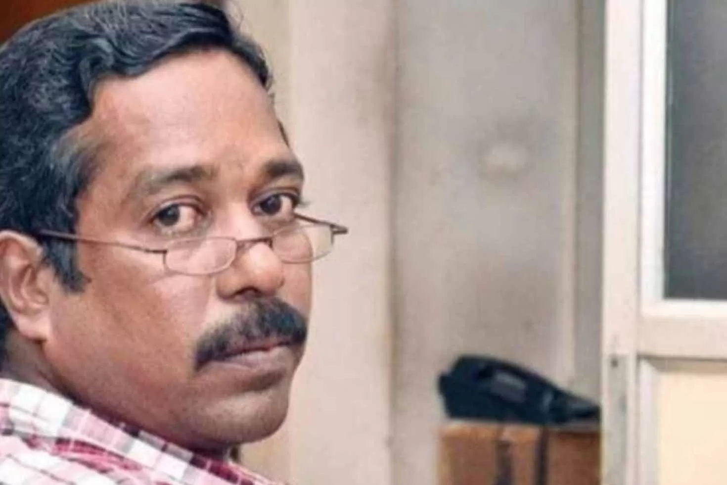 বকেয়া-বেতন-বার্তাকক্ষে-আত্মহত্যা-সাংবাদিকের