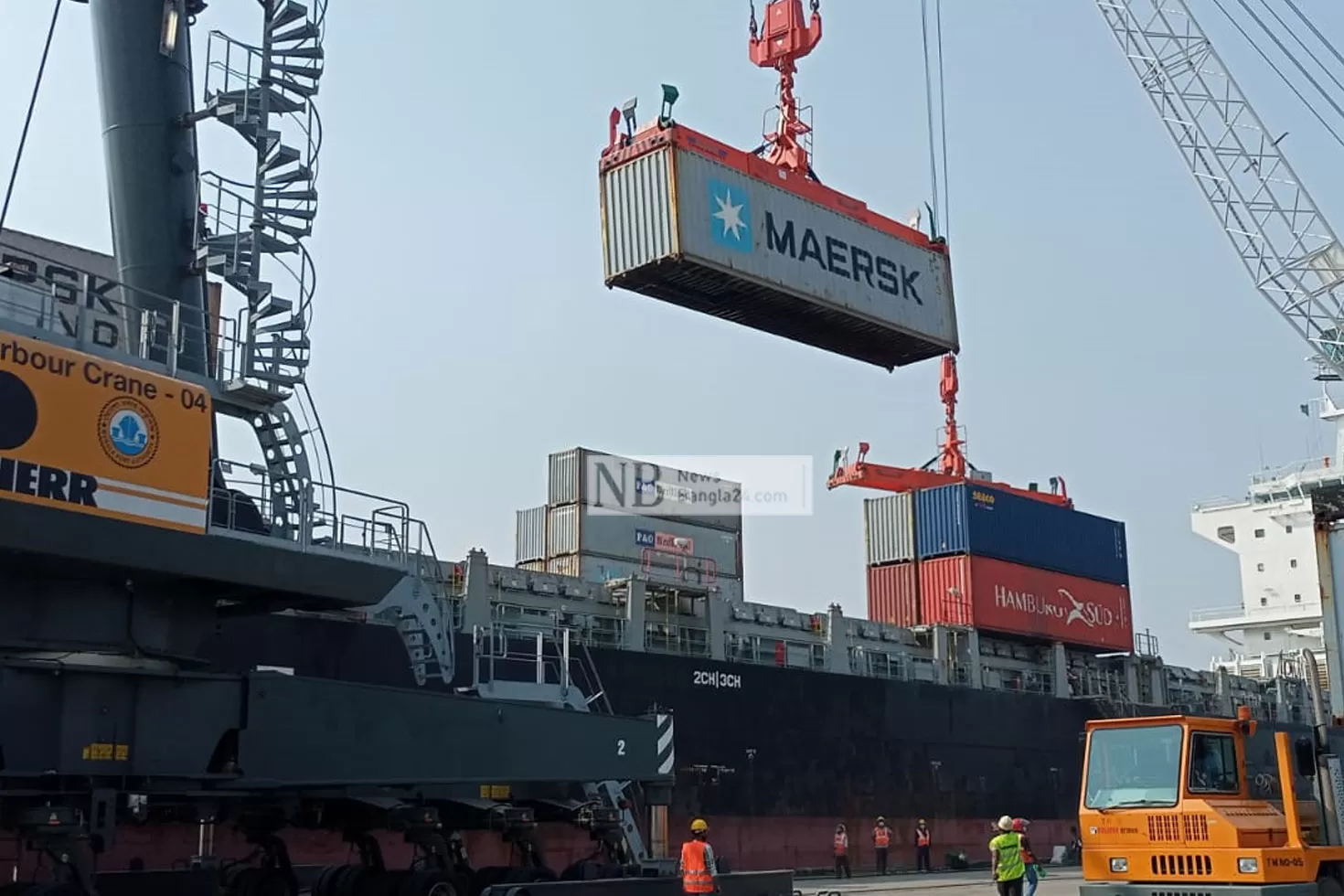 মোংলা বন্দরে প্রথম ‘গিয়ারলেস জাহাজ’, পণ্য বোঝাই-খালাসে রেকর্ড