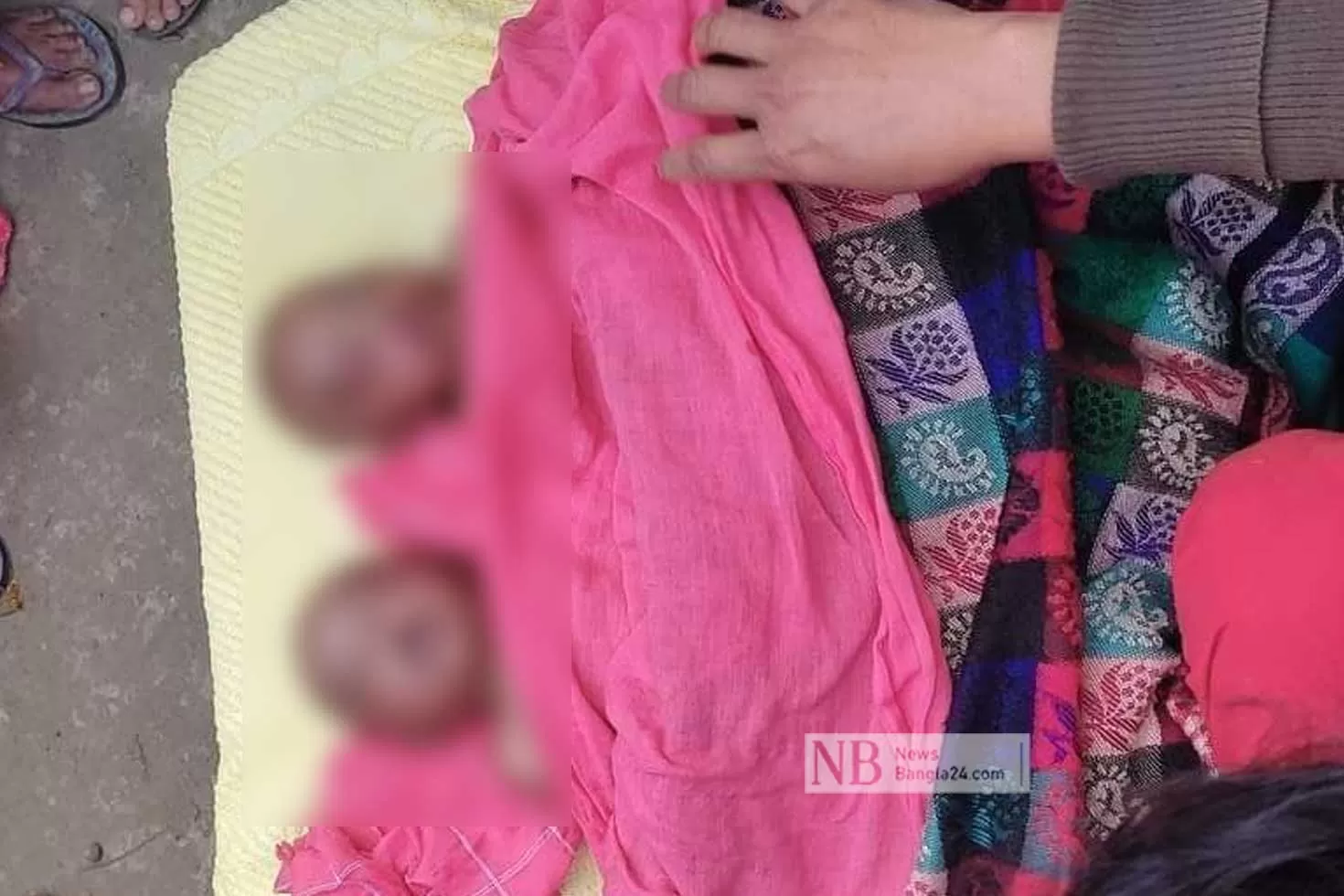 মায়ের-পাশ-থেকে-যমজ-বোন-নিখোঁজ-মরদেহ-পুকুরে