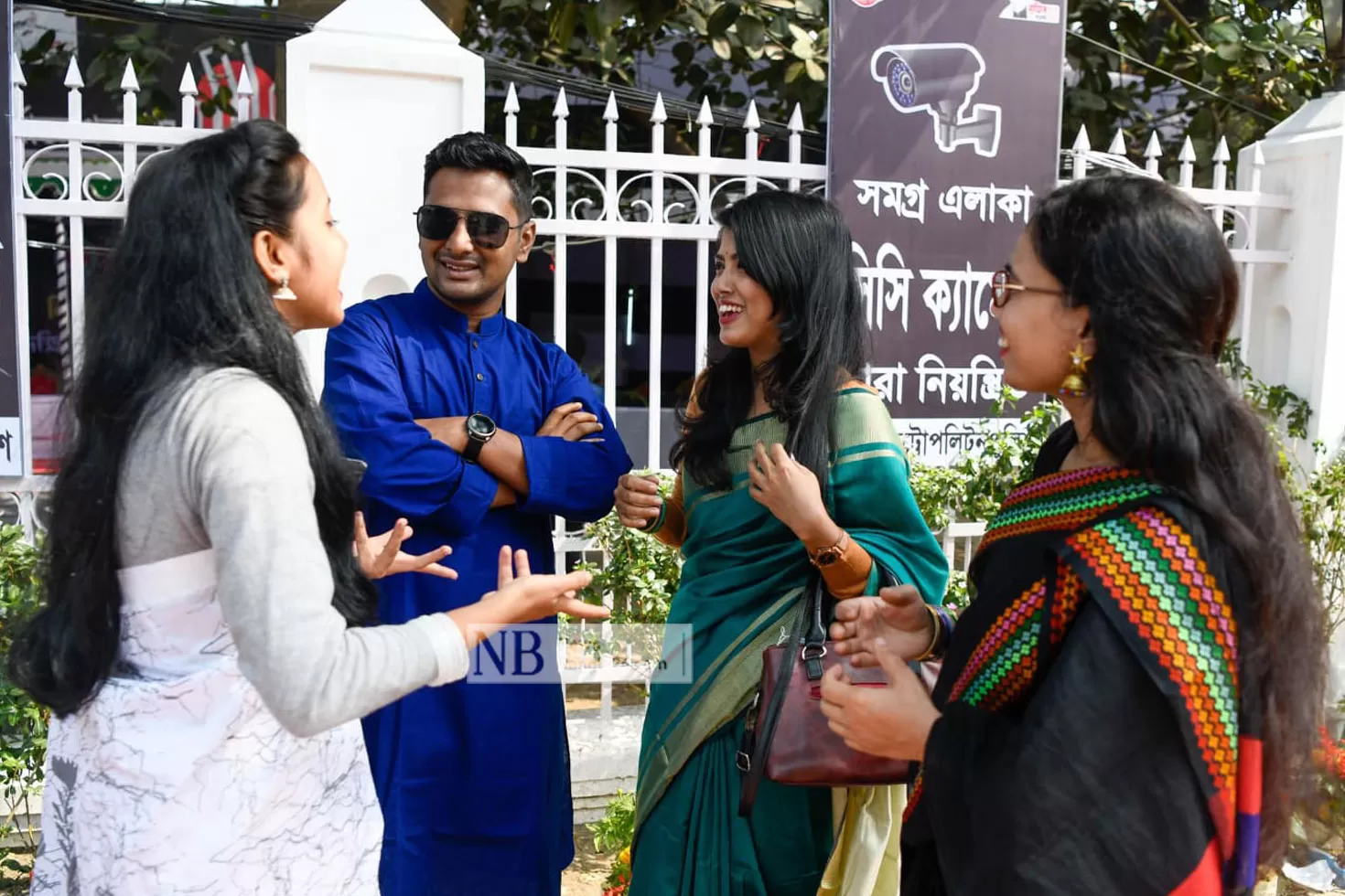 আঞ্চলিক-ভাষা-নিয়ে-কটাক্ষ-কেন?