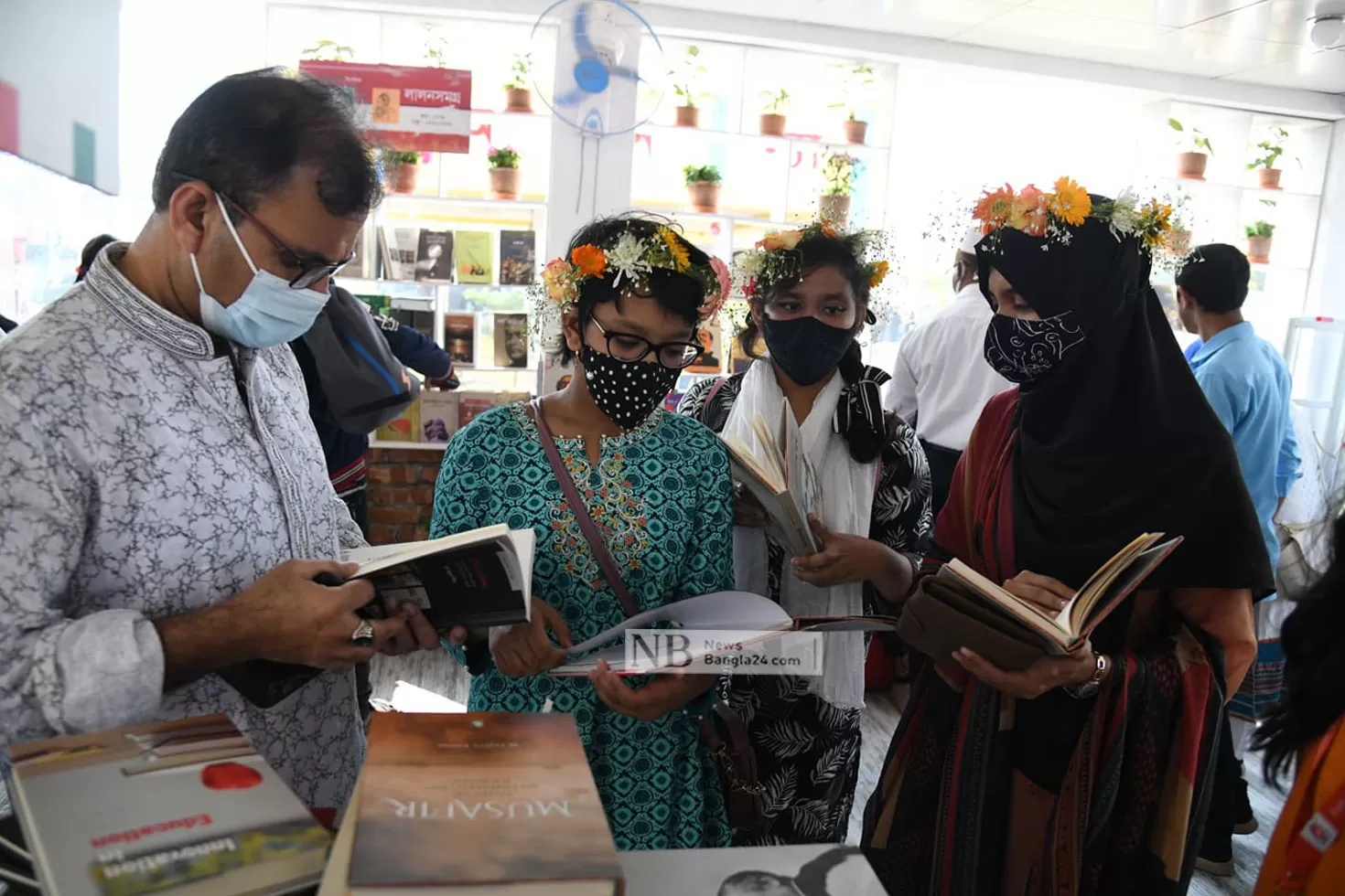 স্বাস্থ্যবিধি-না-মানলে-বাড়বে-না-বইমেলার-সময়