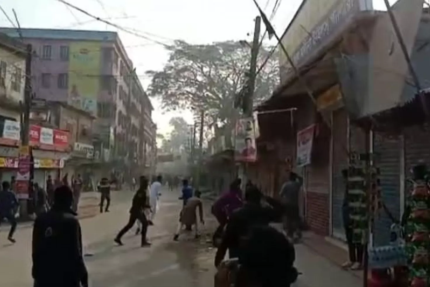 লক্ষ্মীপুরে-আলীগ-বিএনপি-সংঘর্ষে-মামলা-গ্রেপ্তার-২