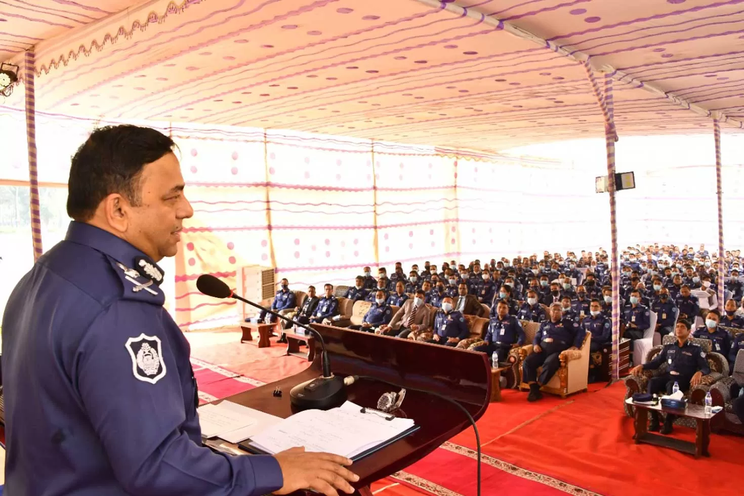 পুলিশকে-পেশাদারত্বের-সঙ্গে-দায়িত্ব-পালনে-আইজিপির-আহ্বান
