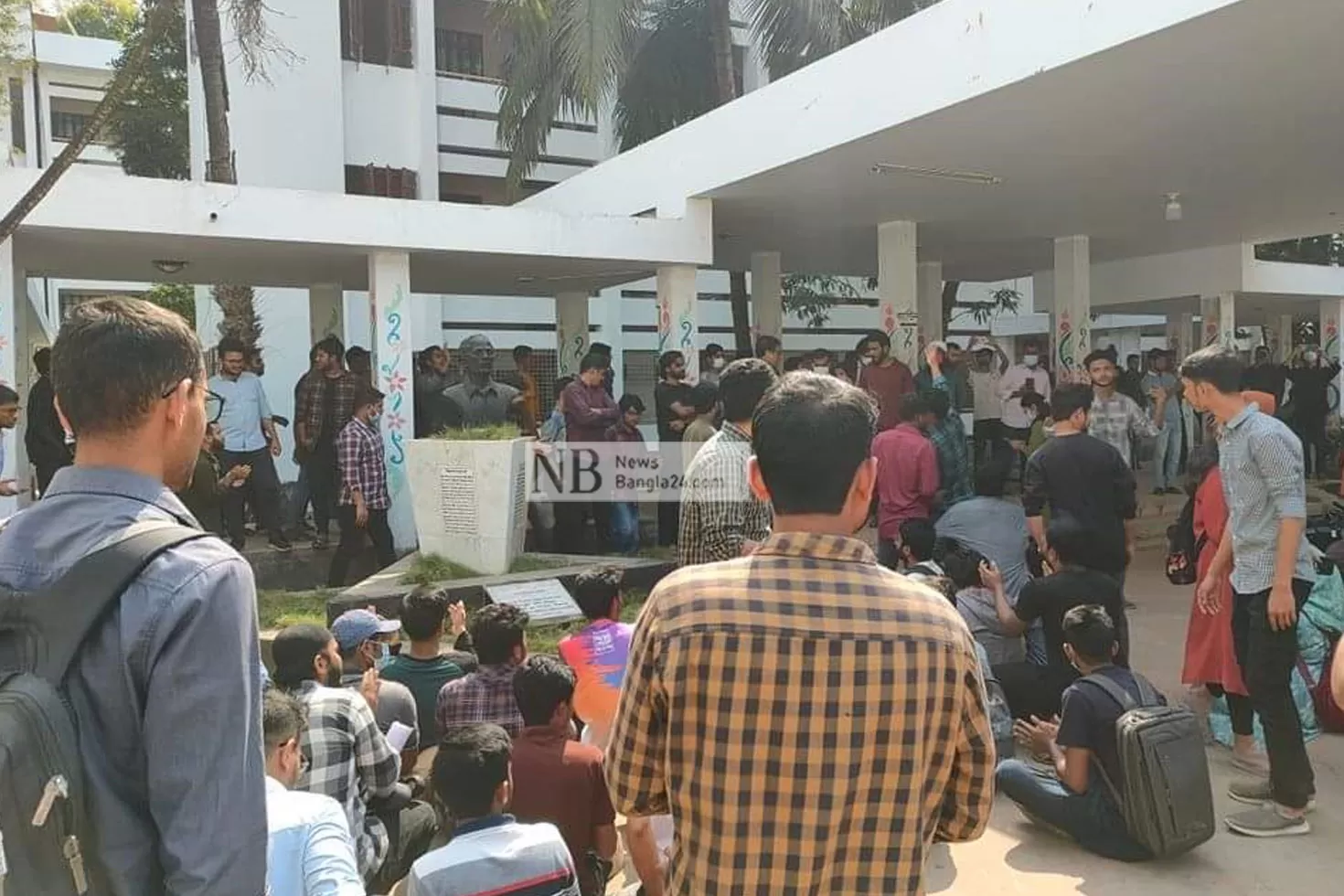 চবিতে-ছাত্রলীগের-দুই-দলের-সংঘর্ষের-ঘটনায়-তদন্ত-কমিটি